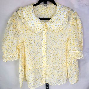 Ana Danty Yellow Flower top with statement Peter Pan collar
